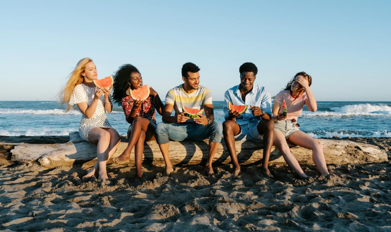 Équipe en pause cohésion à Anglet symbolisant la concorde sociale