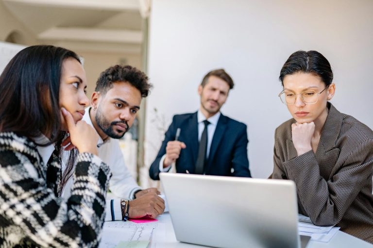 Clarification des tâches et règles de délégation au sein d'un comité de direction CODIR en entreprise.