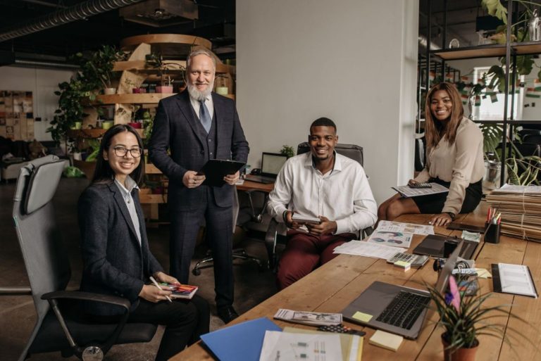 Groupe en séminaires avec Ondoan shape your team en France